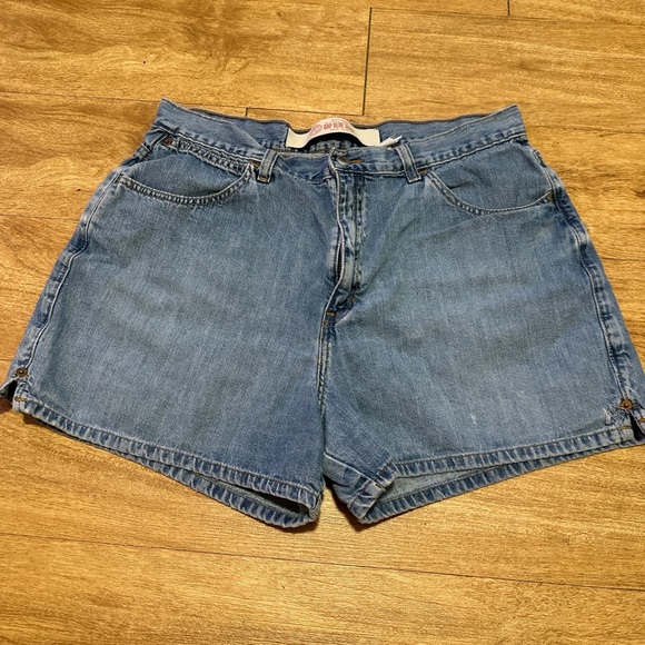 GAP Pants - GAP Women's Light Blue Jean Shorts